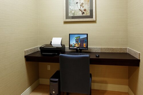 Holiday Inn Express Benicia