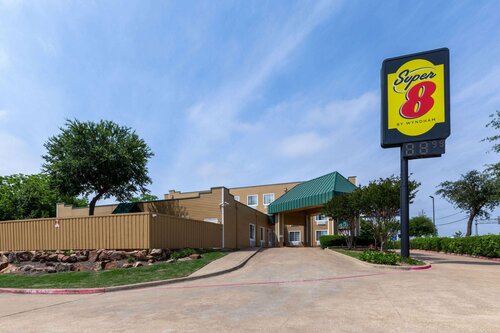 Super 8 by Wyndham Garland/Rowlett/East Dallas