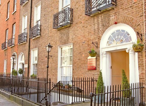 Baggot Court Townhouse