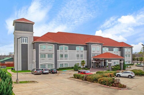 La Quinta Inn & Suites By Wyndham Cleburne