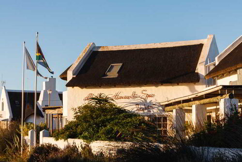 Abalone Hotel and Villa's