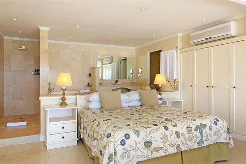 The Last Word - Long Beach