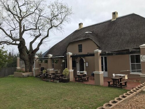 Manley Wine Lodge