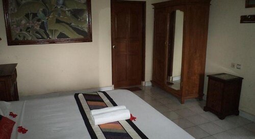 Ala's Green Lagoon Hotels