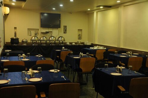 Hotel Madhav International