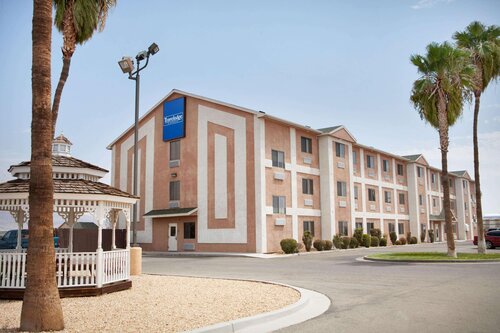 Travelodge By Wyndham Yermo
