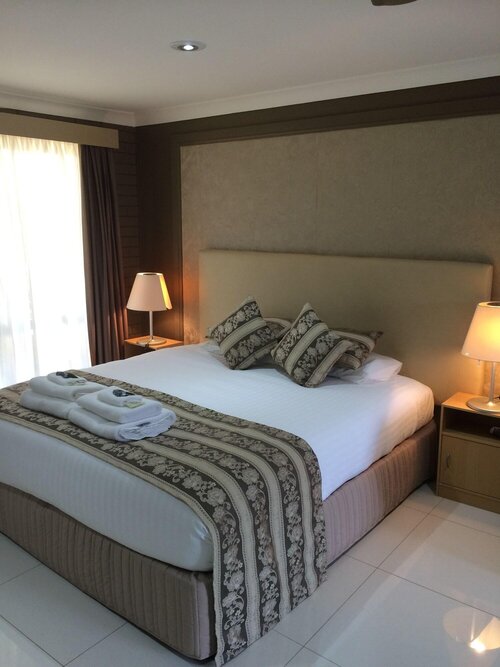 Country Comfort Tumut Valley Motel