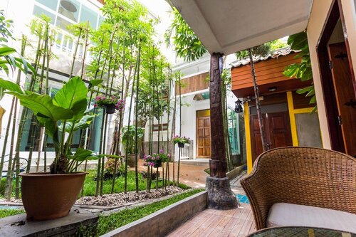 Changmoi House Little Village