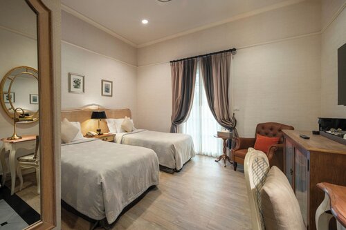 Rancho Charnvee Resort And Country Club