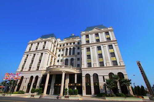 Golden Tulip Aesthetics Hotel