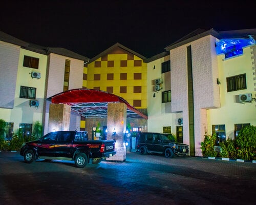 Parkview Astoria Hotel