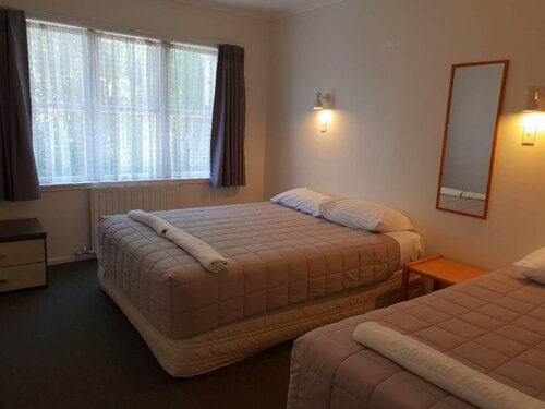 Kowhai & Colonial Motel