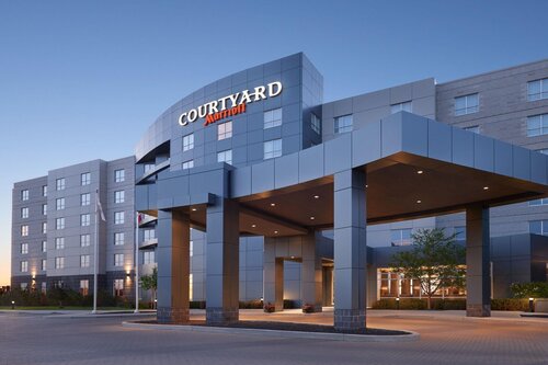 Courtyard By Marriott Calgary Airport
