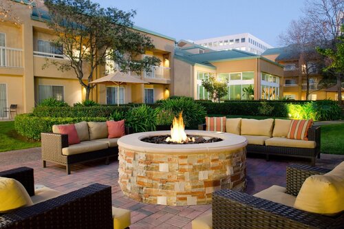 Courtyard By Marriott San Mateo Foster City