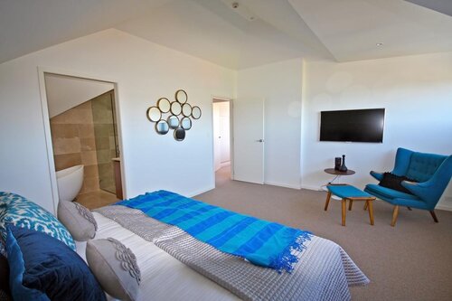 Cremorne Point Manor