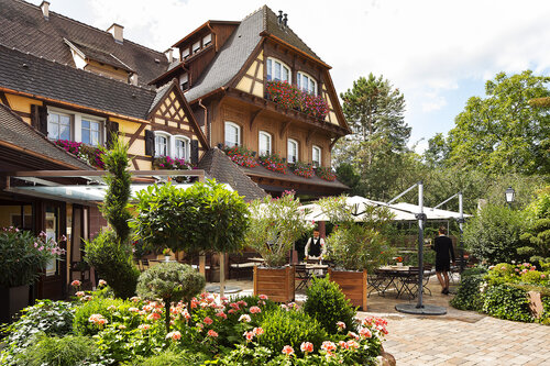 Le Parc Hotel, Restaurants & Spa