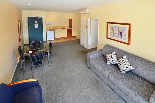 Aristotles North Shore