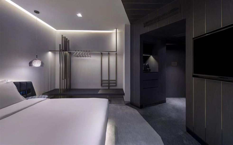 Double Superior King Bed