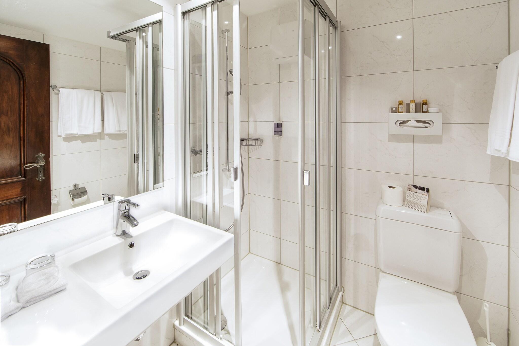 Double Single with Double Bed