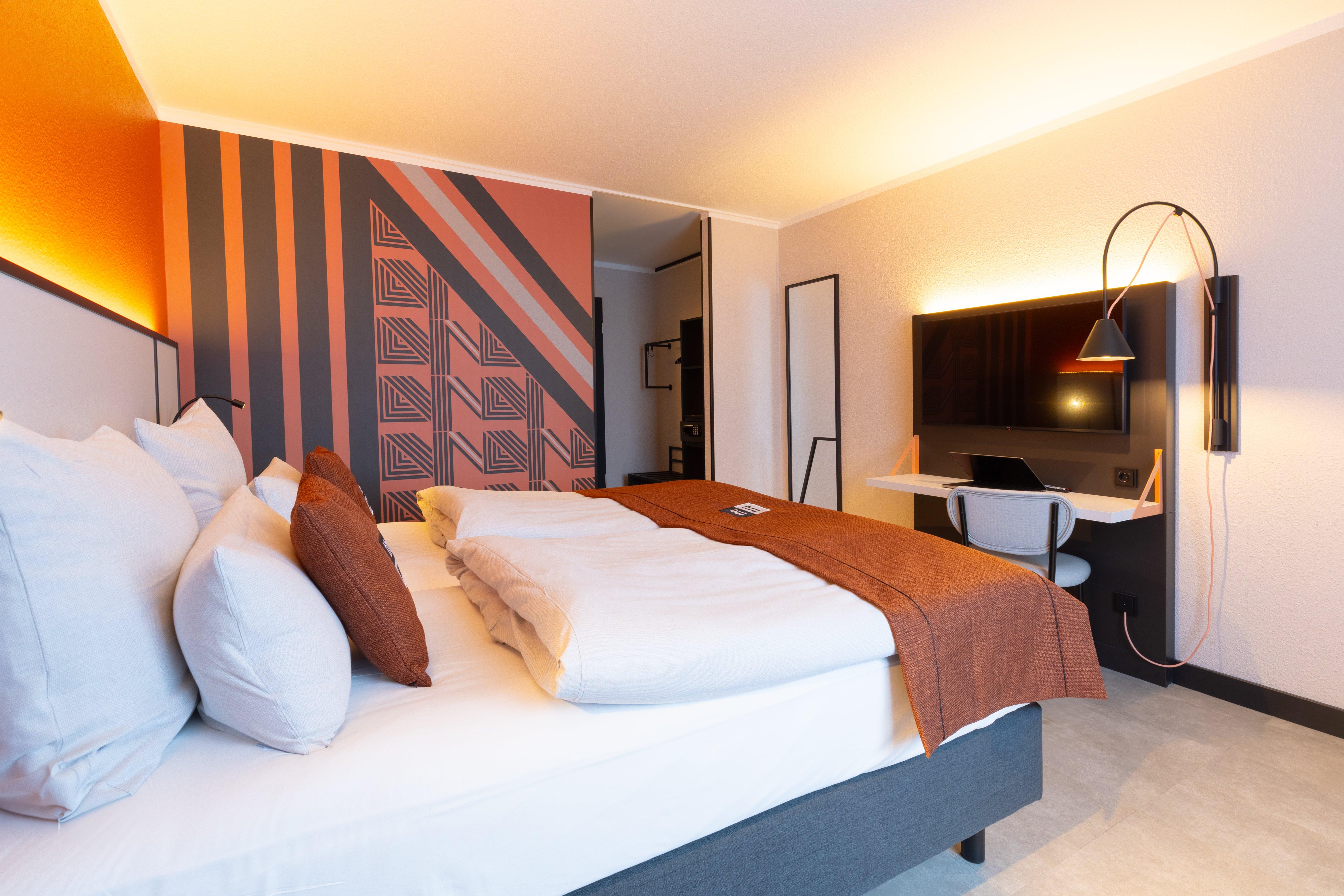 Double Premium Queen Bed