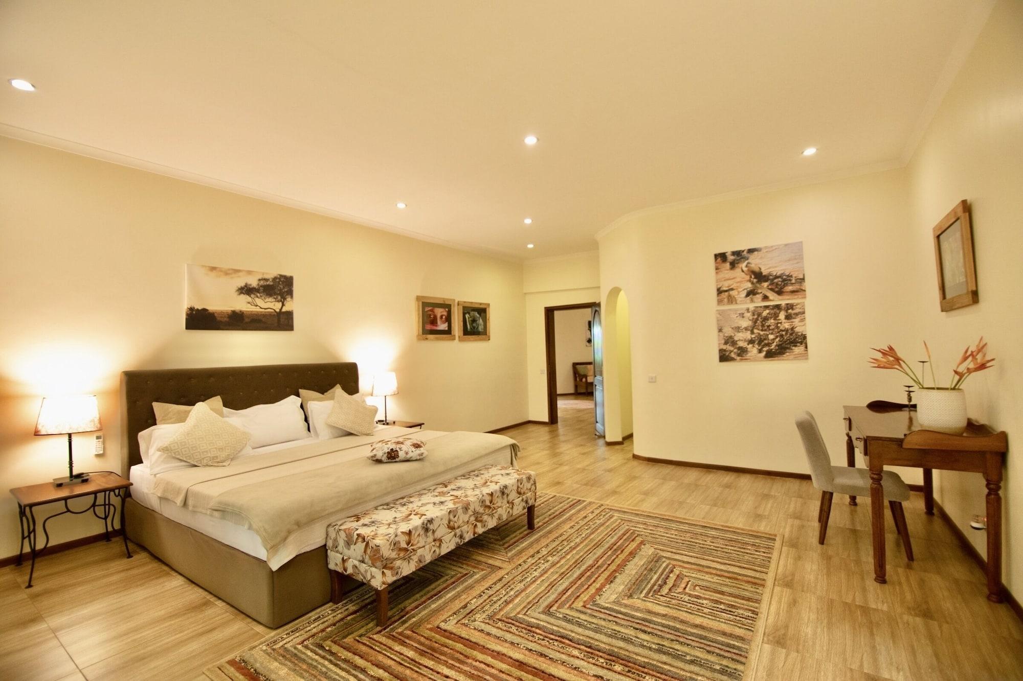 Double Deluxe King Bed