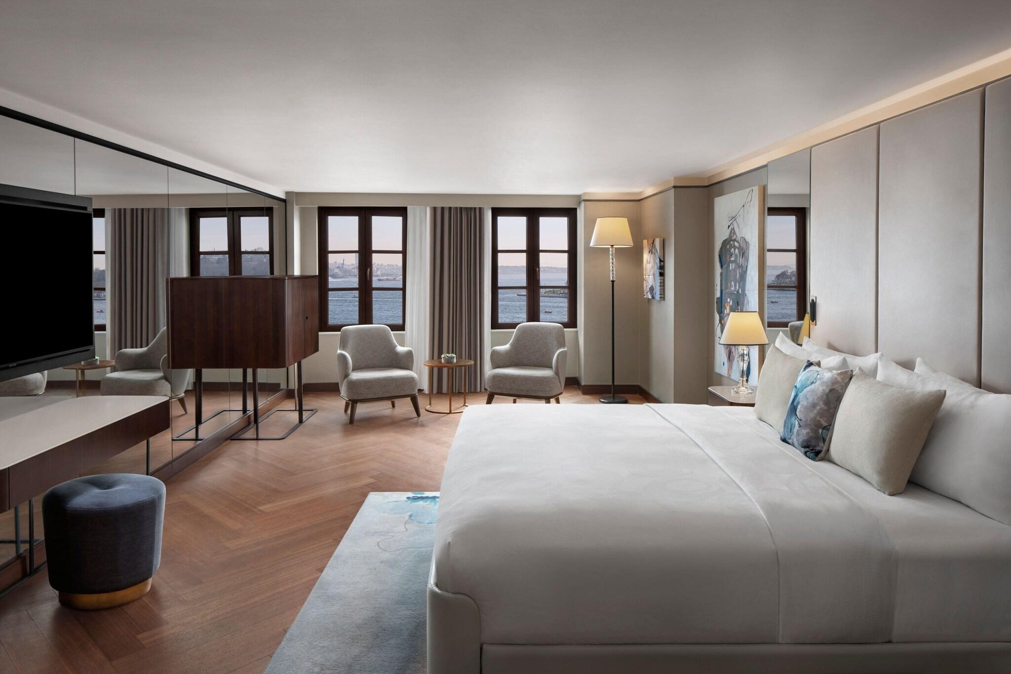 Double Superior King Bed