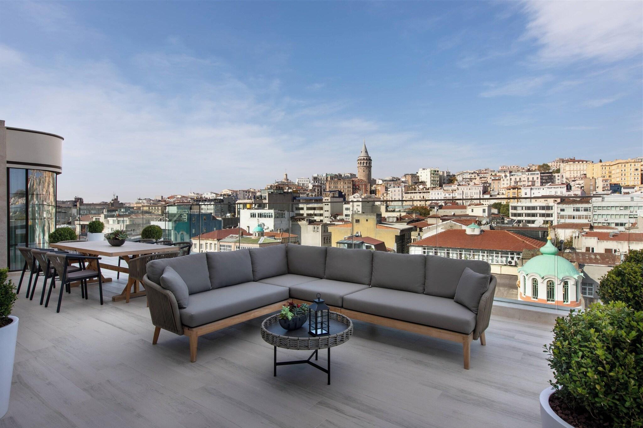 Suite King Bed One Bedroom 