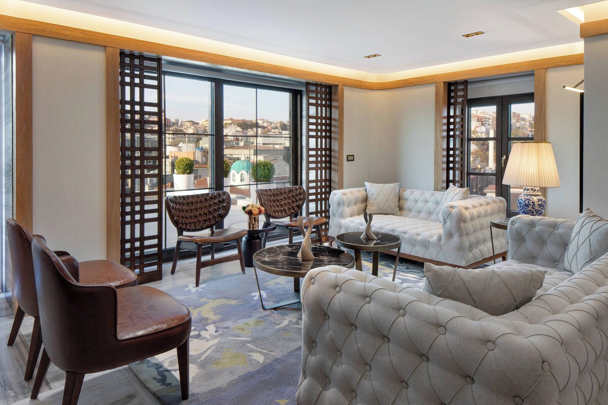 Suite King Bed One Bedroom 