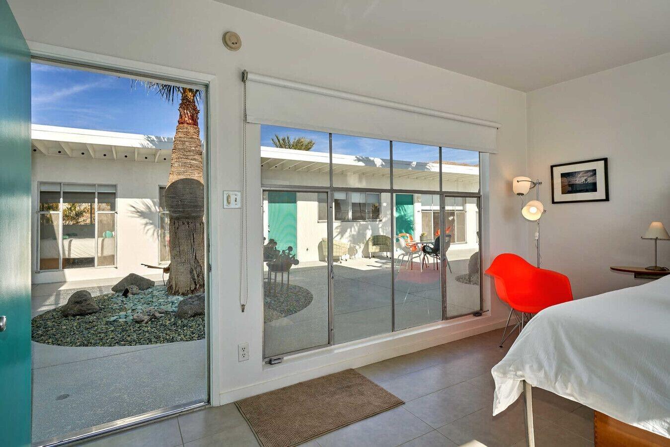 Double Deluxe Pool View