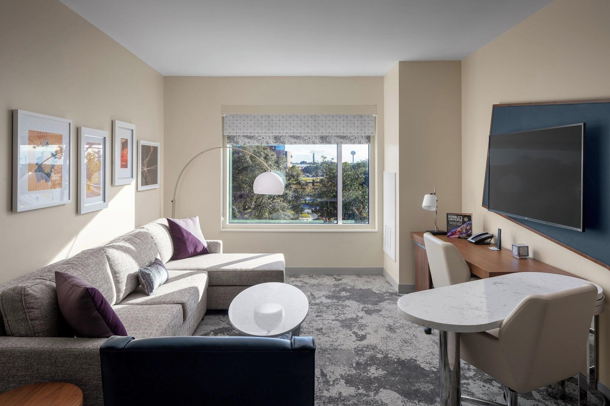 Junior Suite King Size Bed