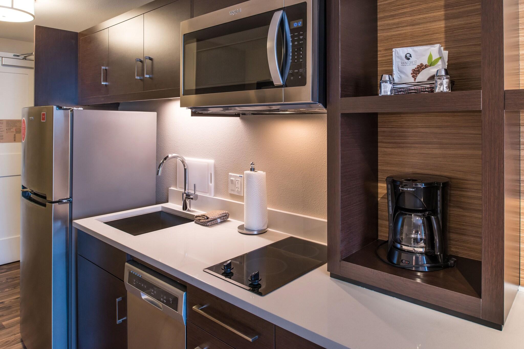 Suite King Bed One Bedroom 