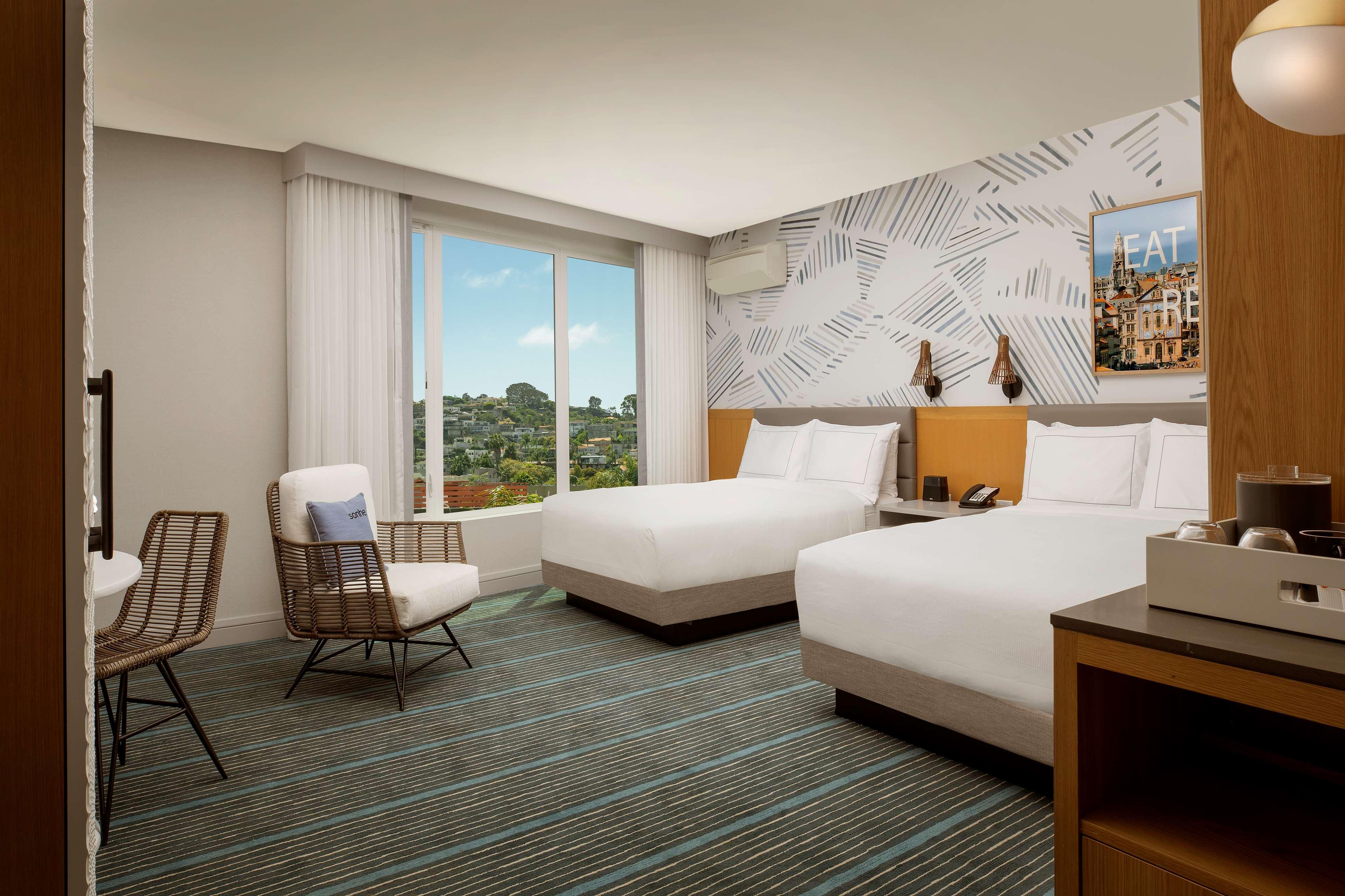 Junior Suite Accessible-two Queen Beds