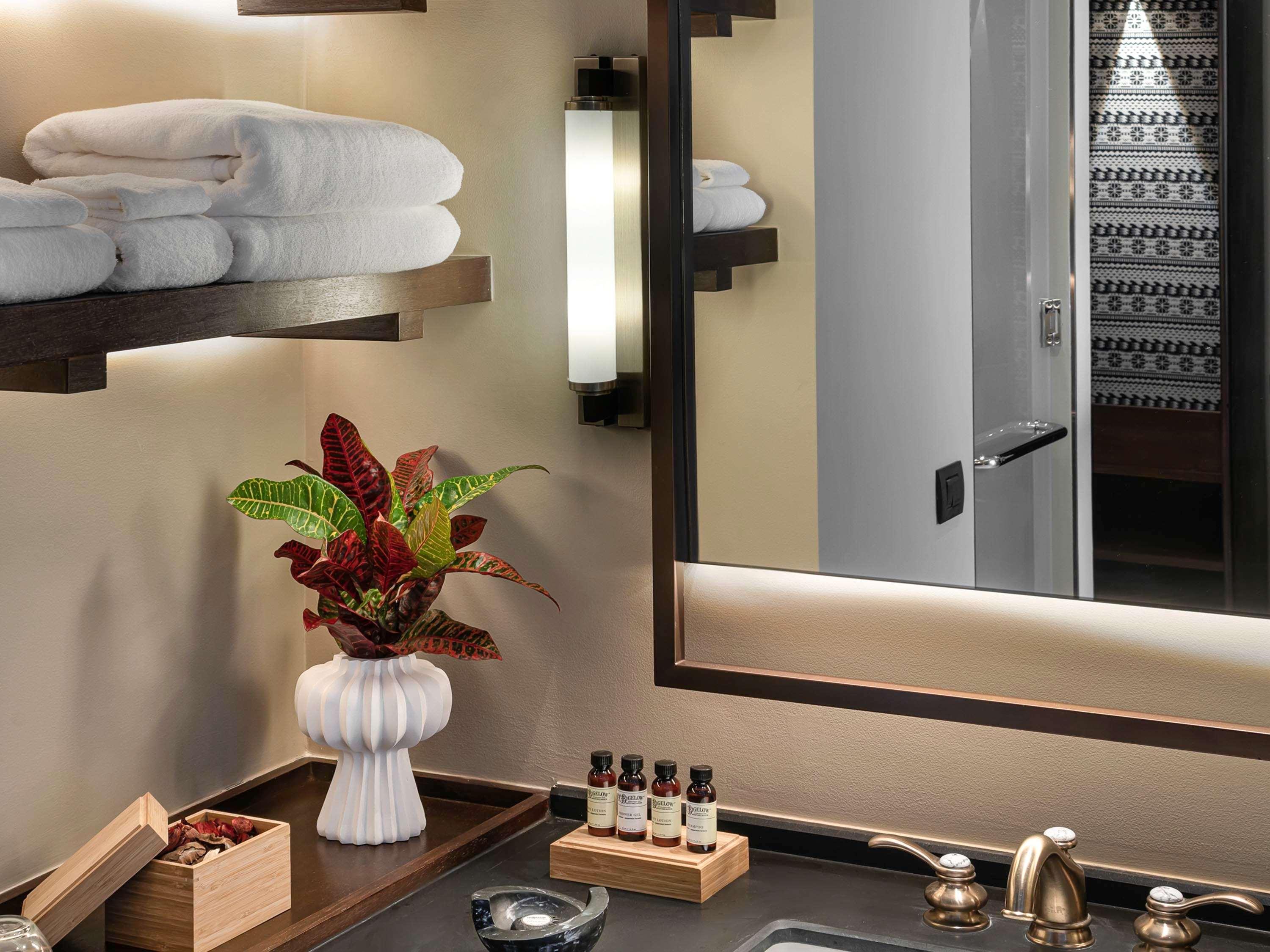 Double or Twin Deluxe