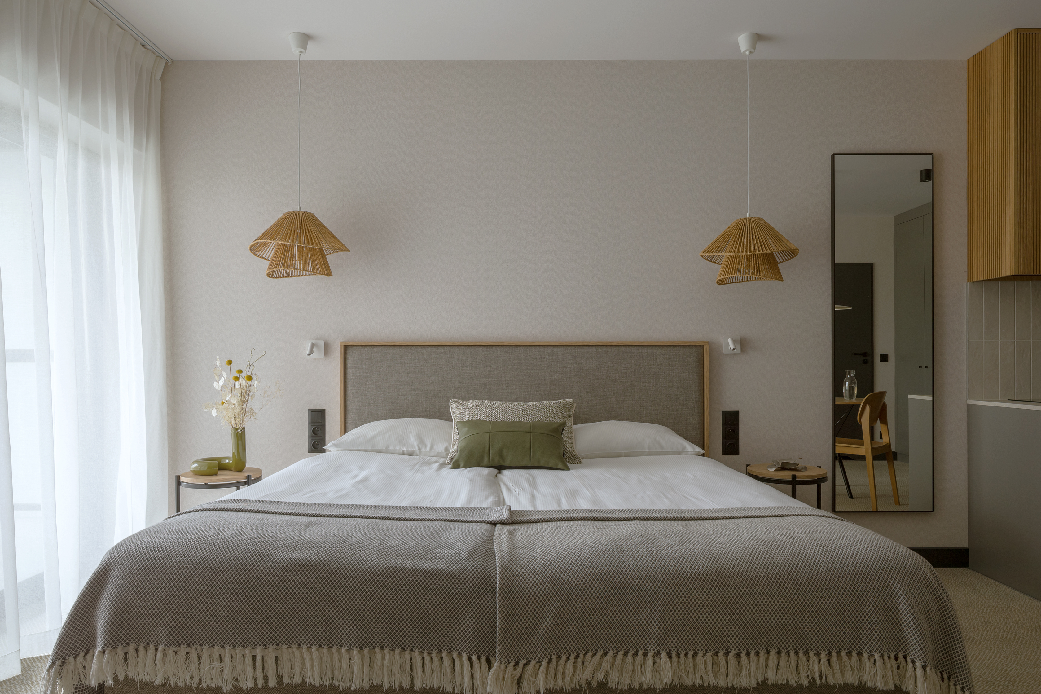 Double or Twin One Bedroom One Bathroom