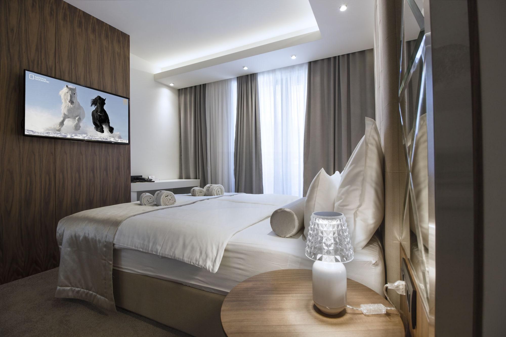 Double Single with Balcony