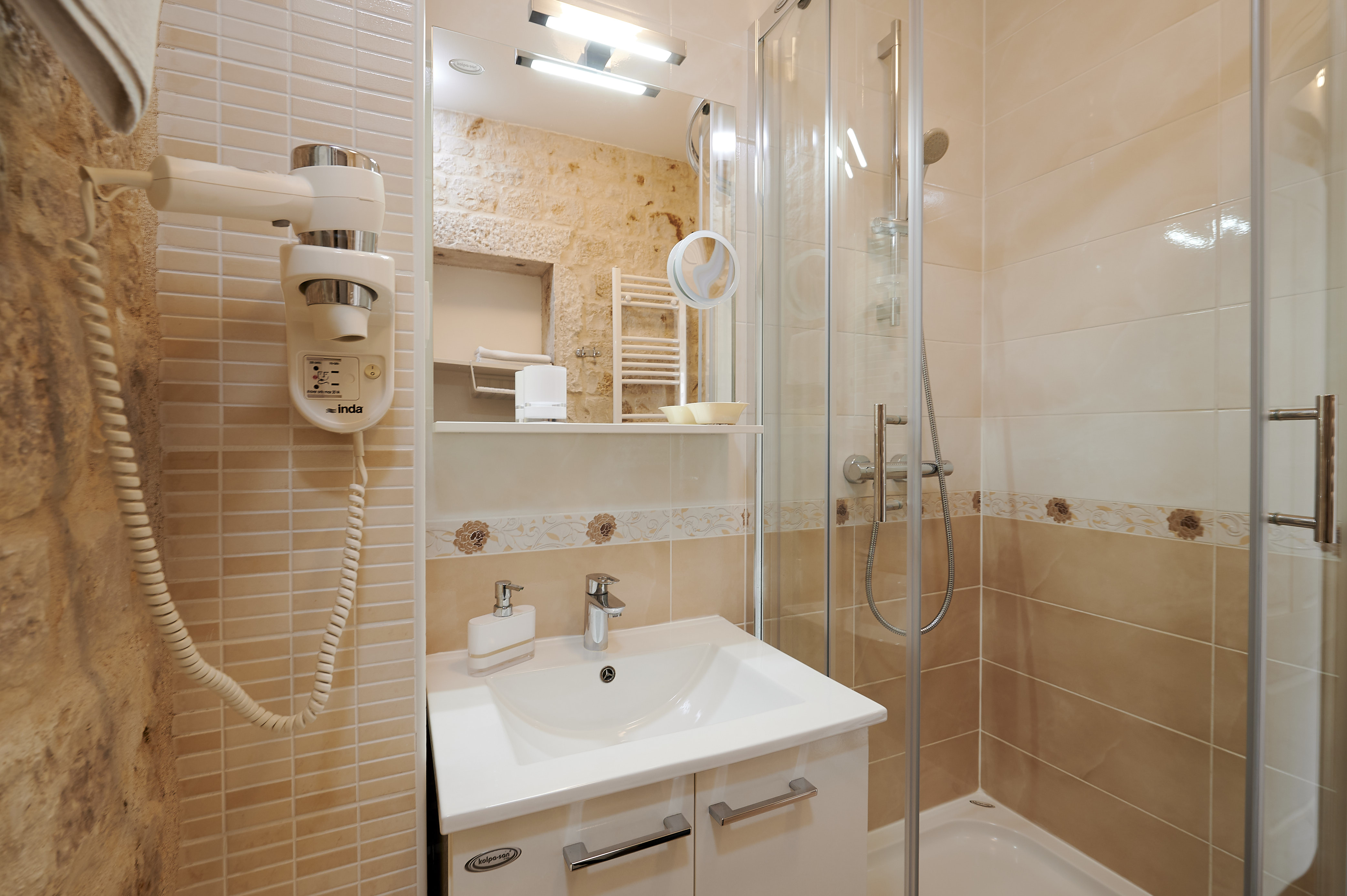 Double Superior King Bed