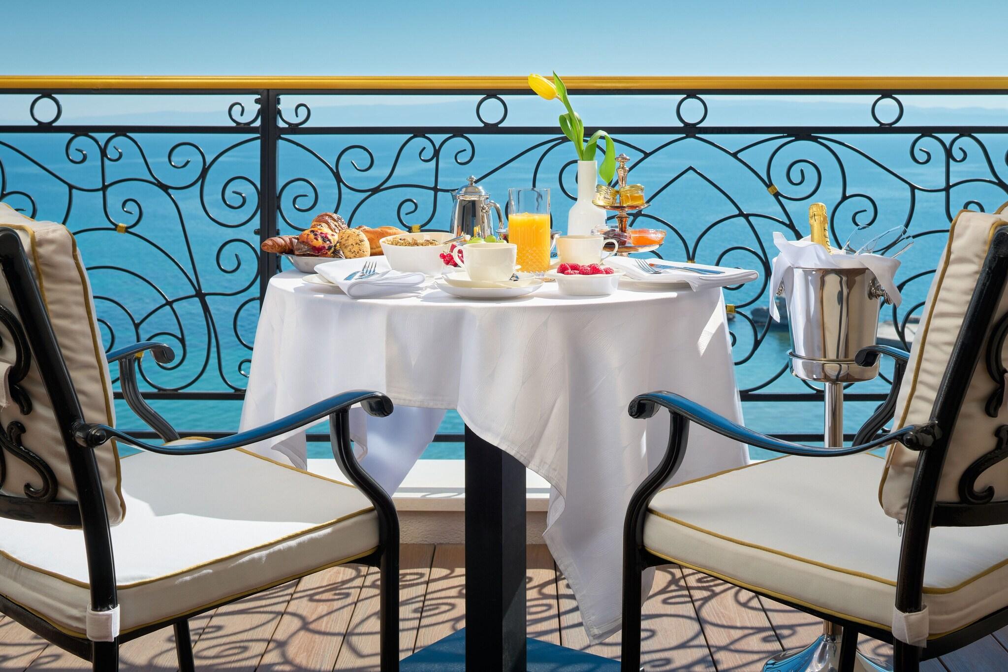 Double Sea View with Balcony