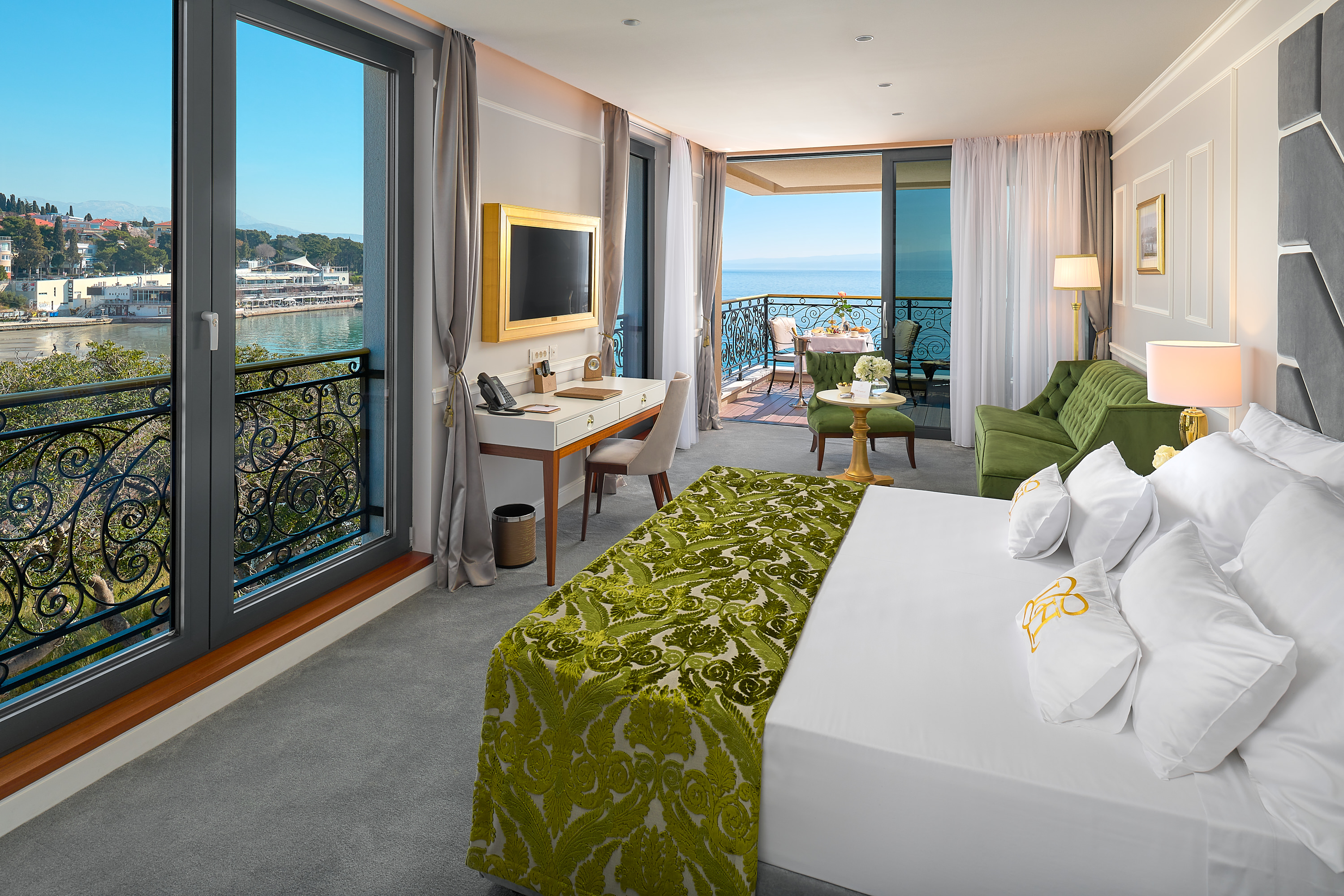 Double Superior with Terrace