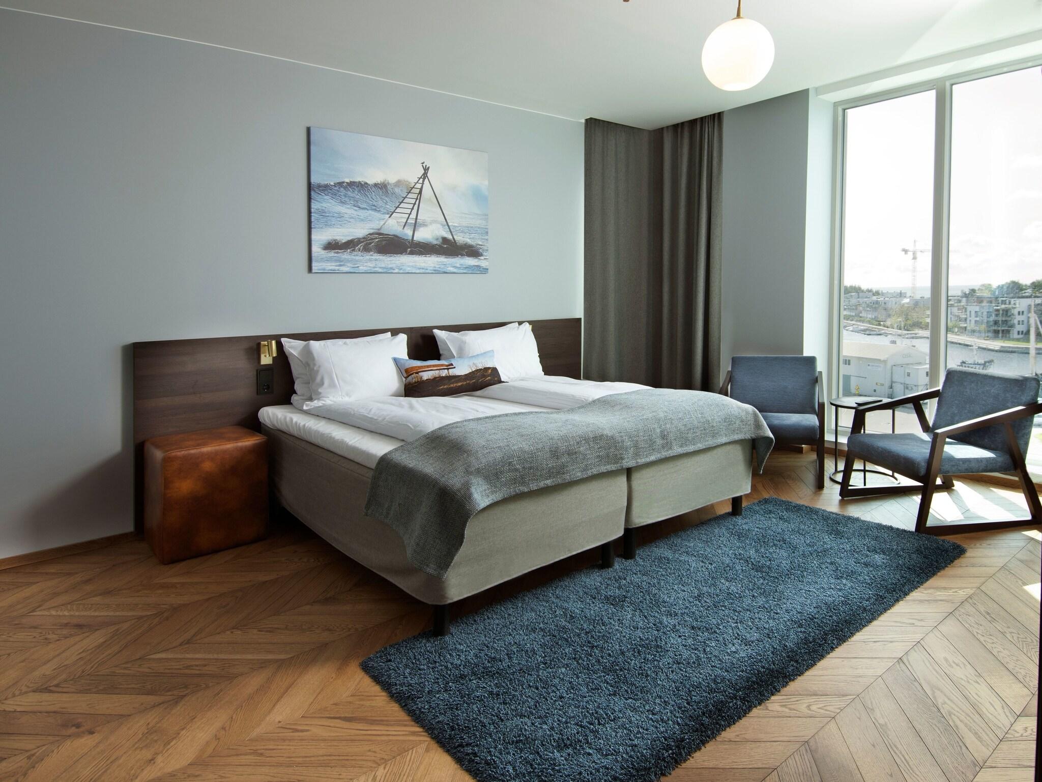 Suite Queen Size Bed