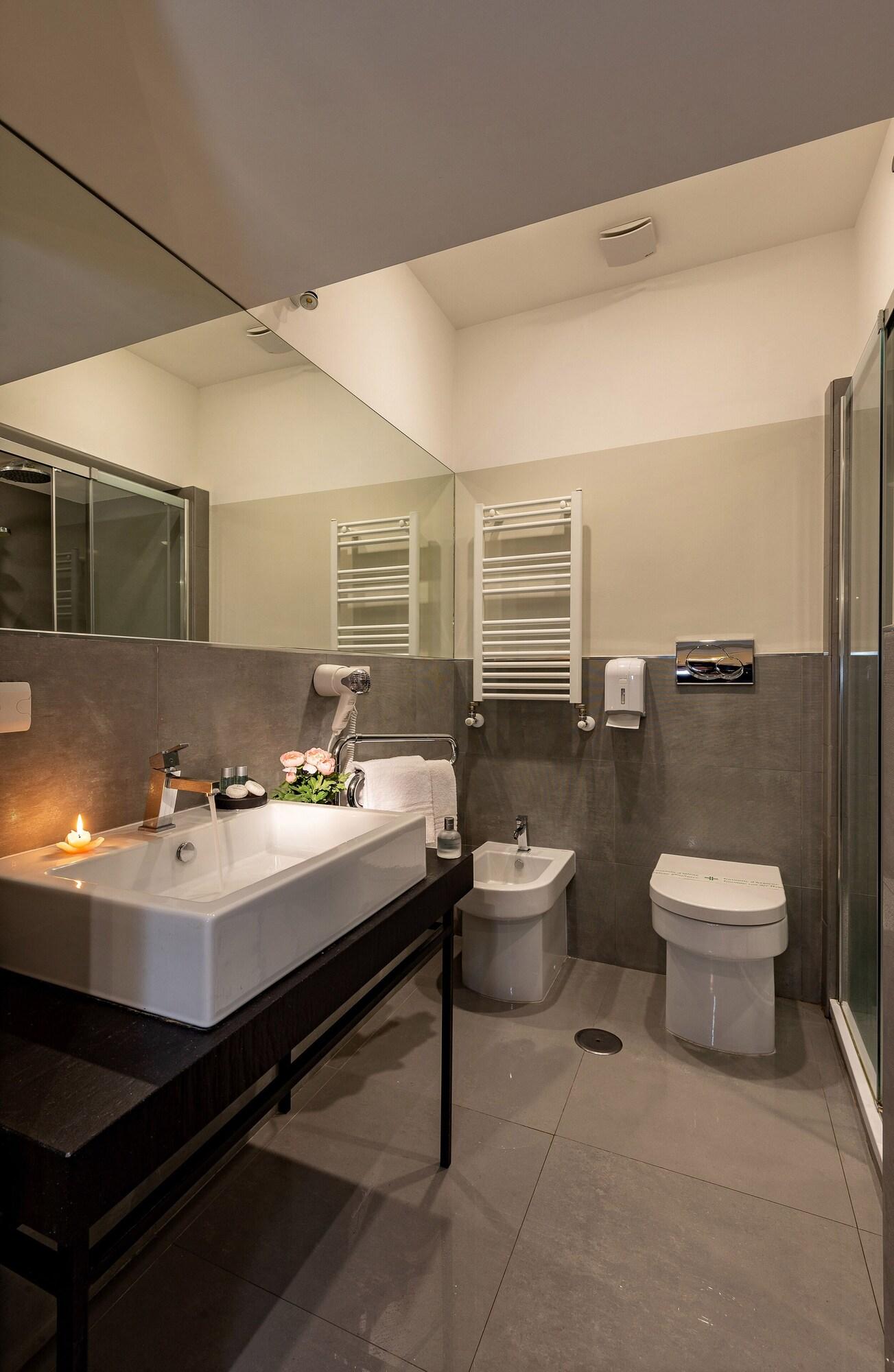 Double Queen Size Bed