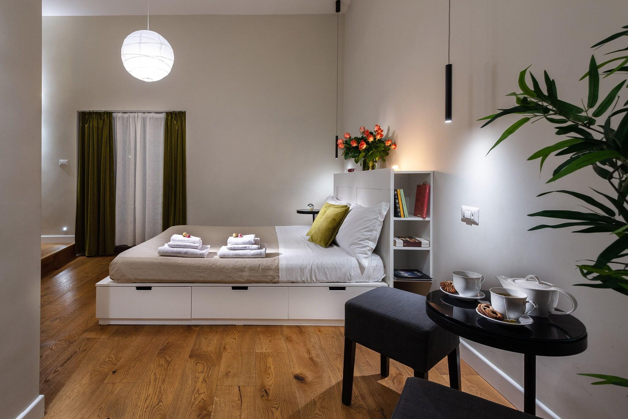 Double Deluxe Queen Bed