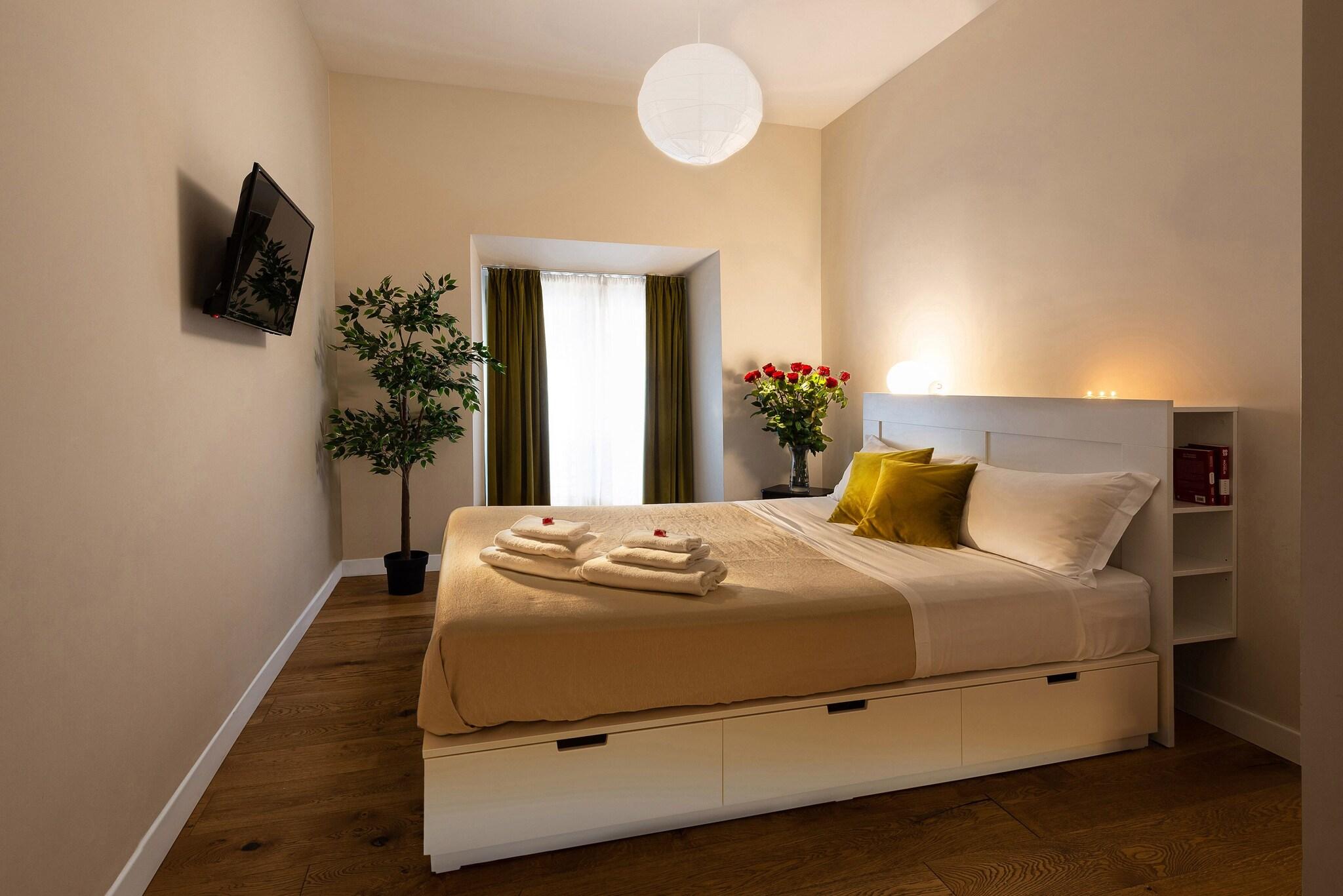 Double Queen Size Bed