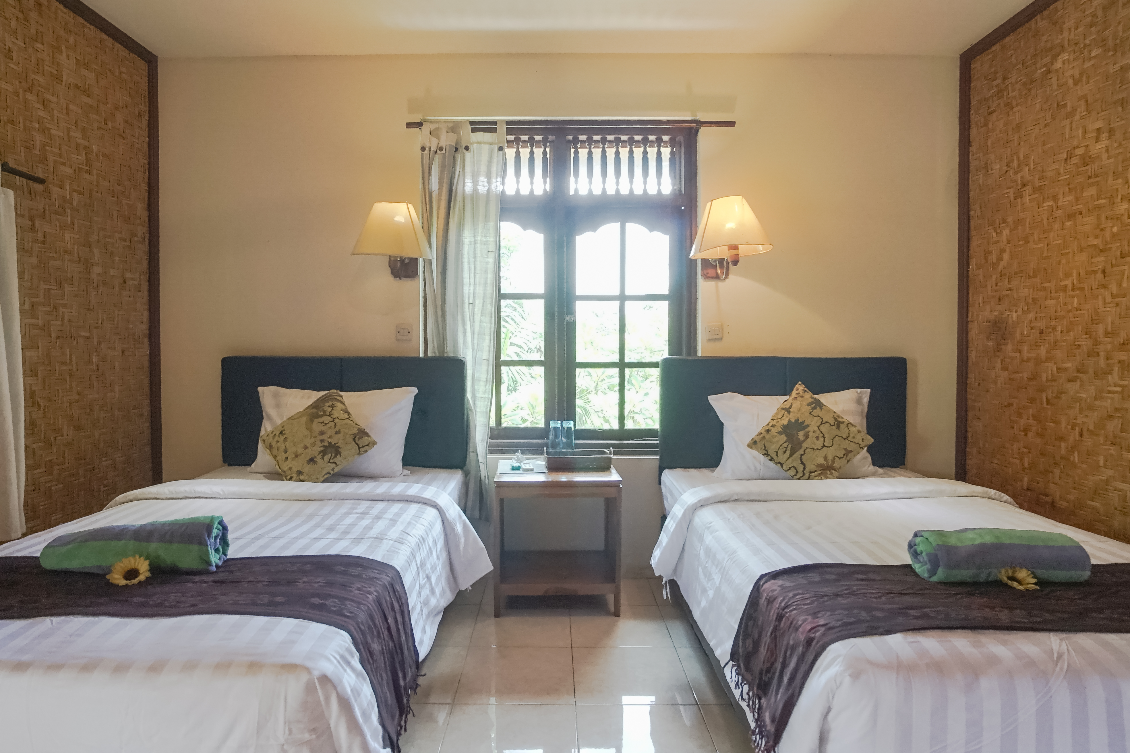 Twin with Air Conditioning