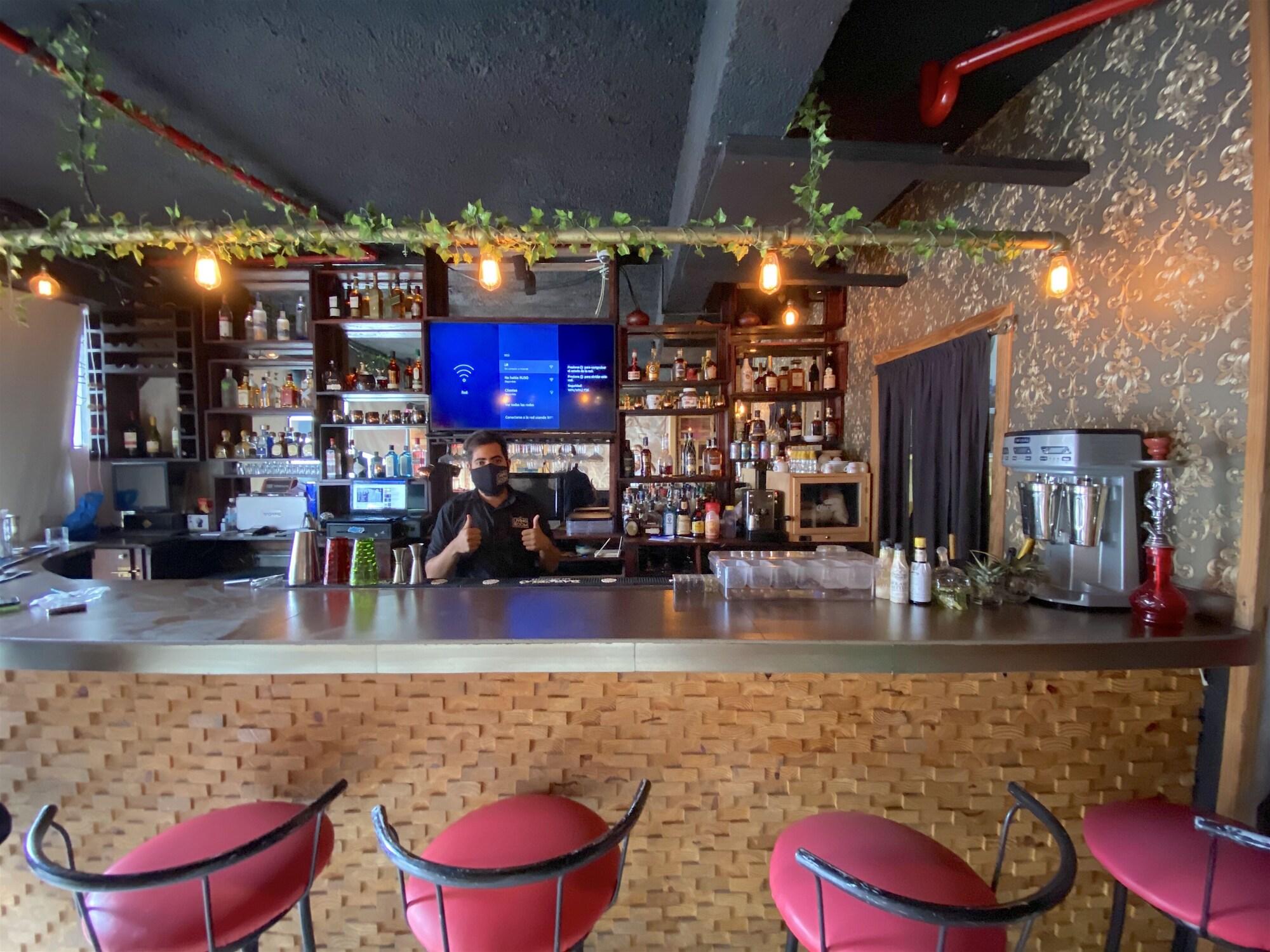 Bar
