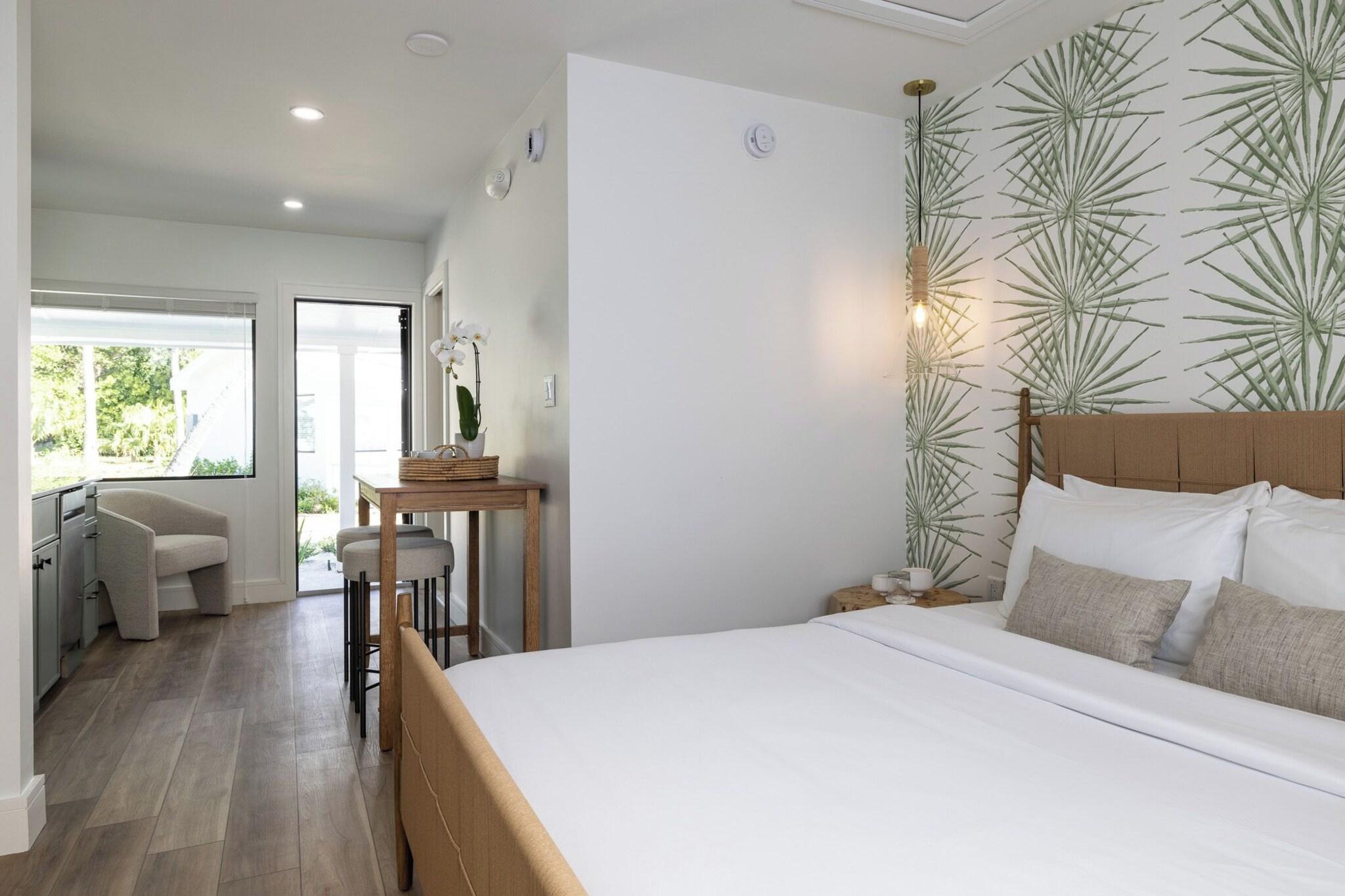 Studio Ocean View King Bed