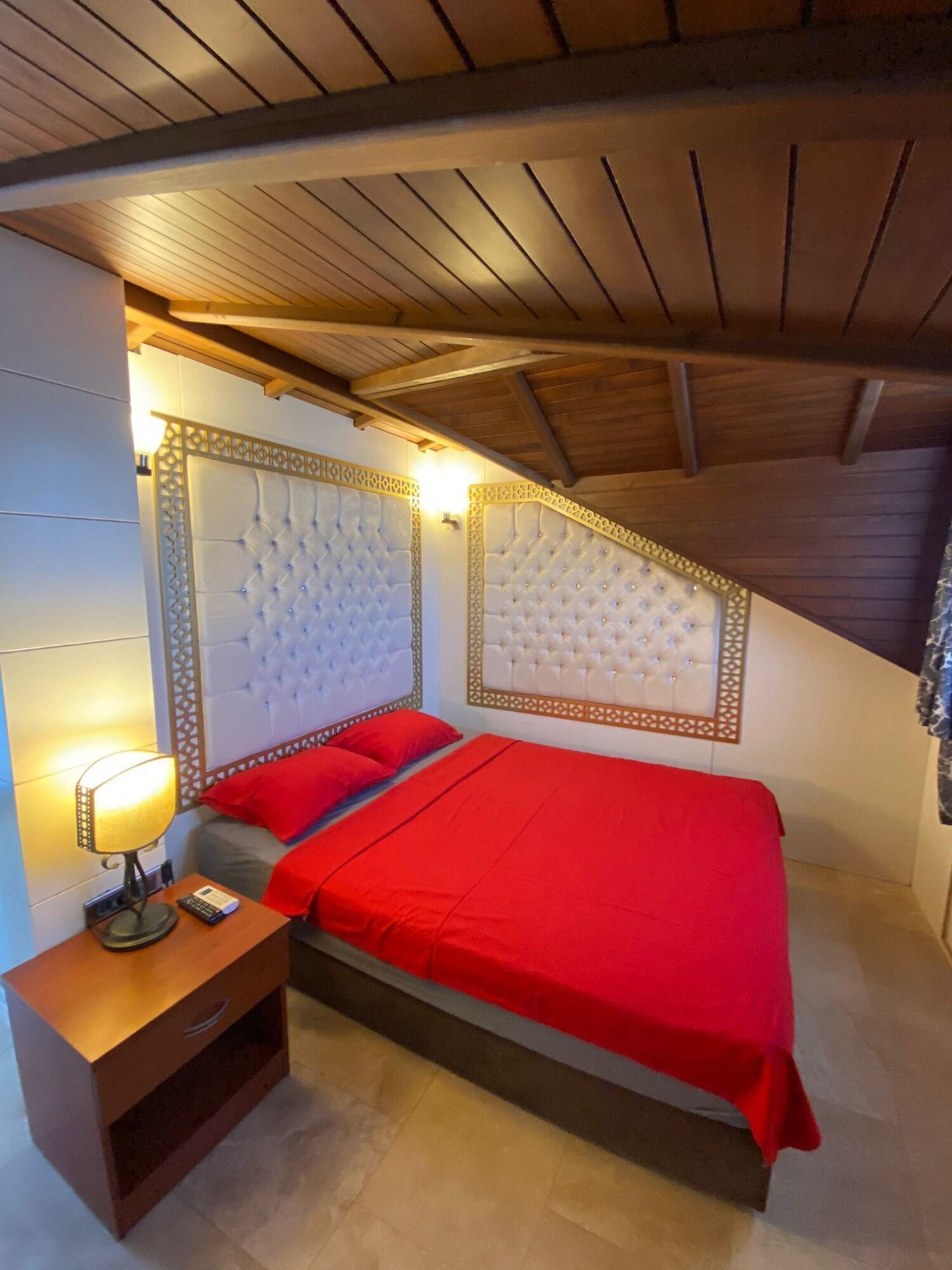 Double Superior Queen Bed