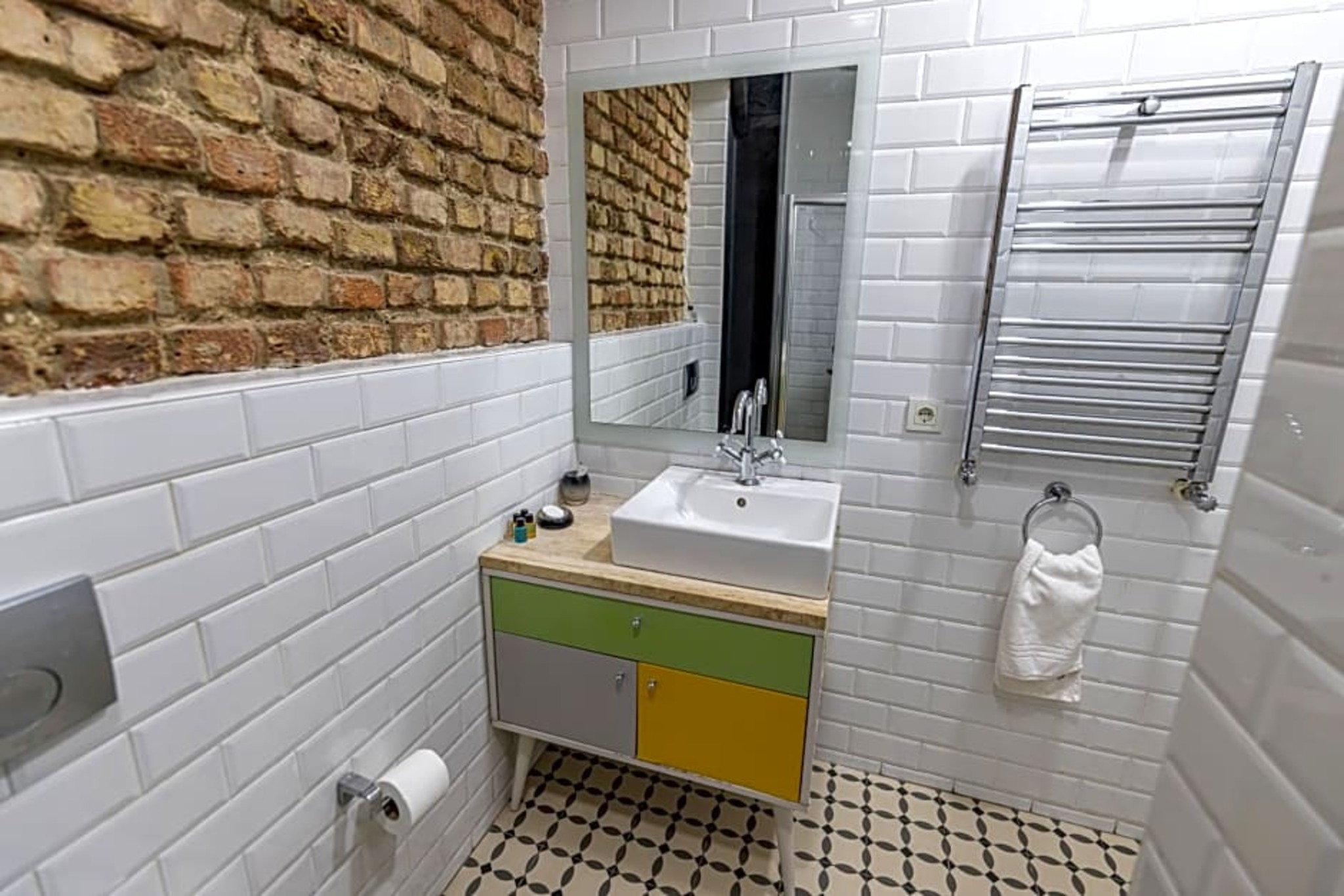 Room Two Double Beds