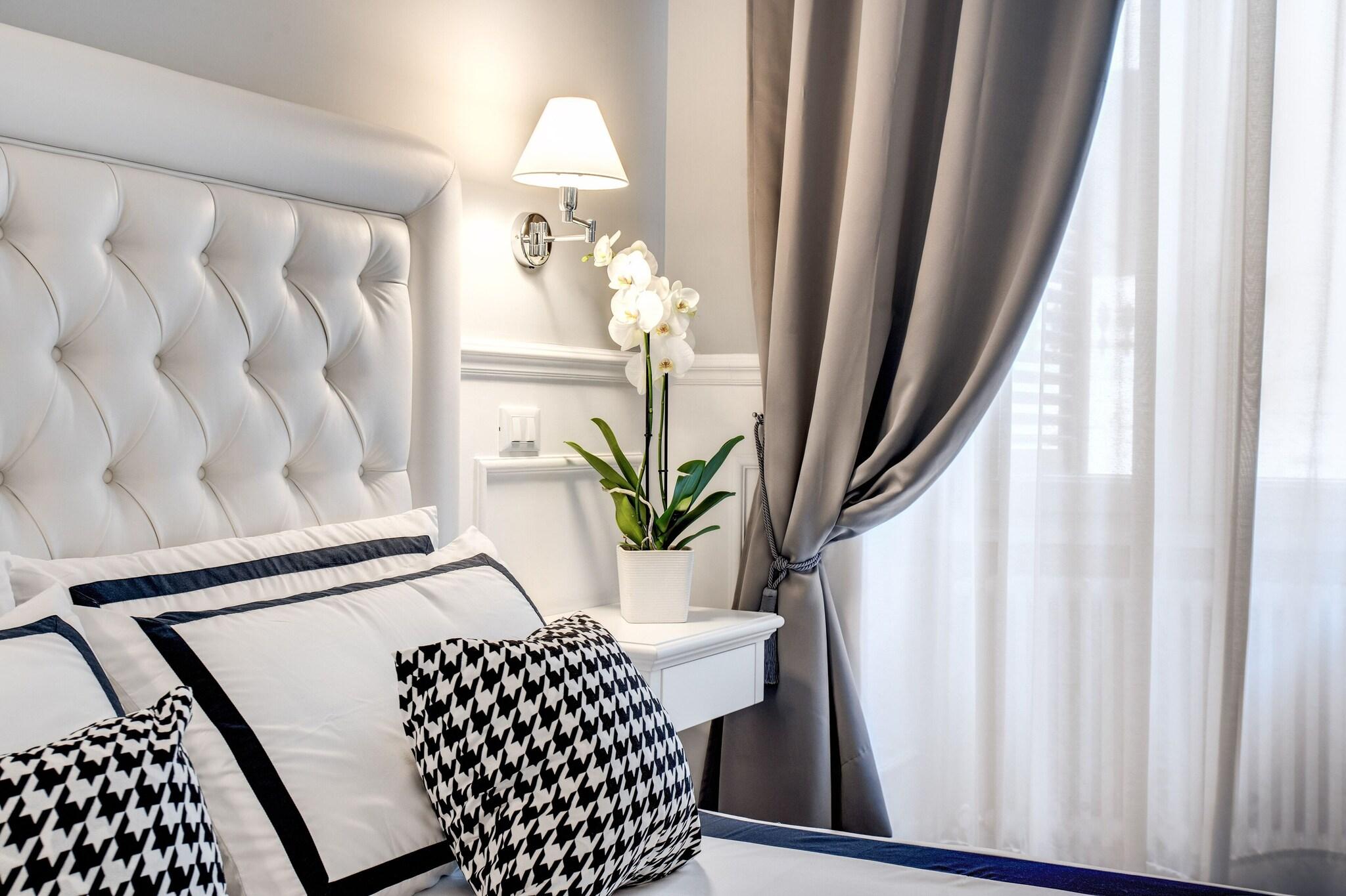 Suite City View King Bed