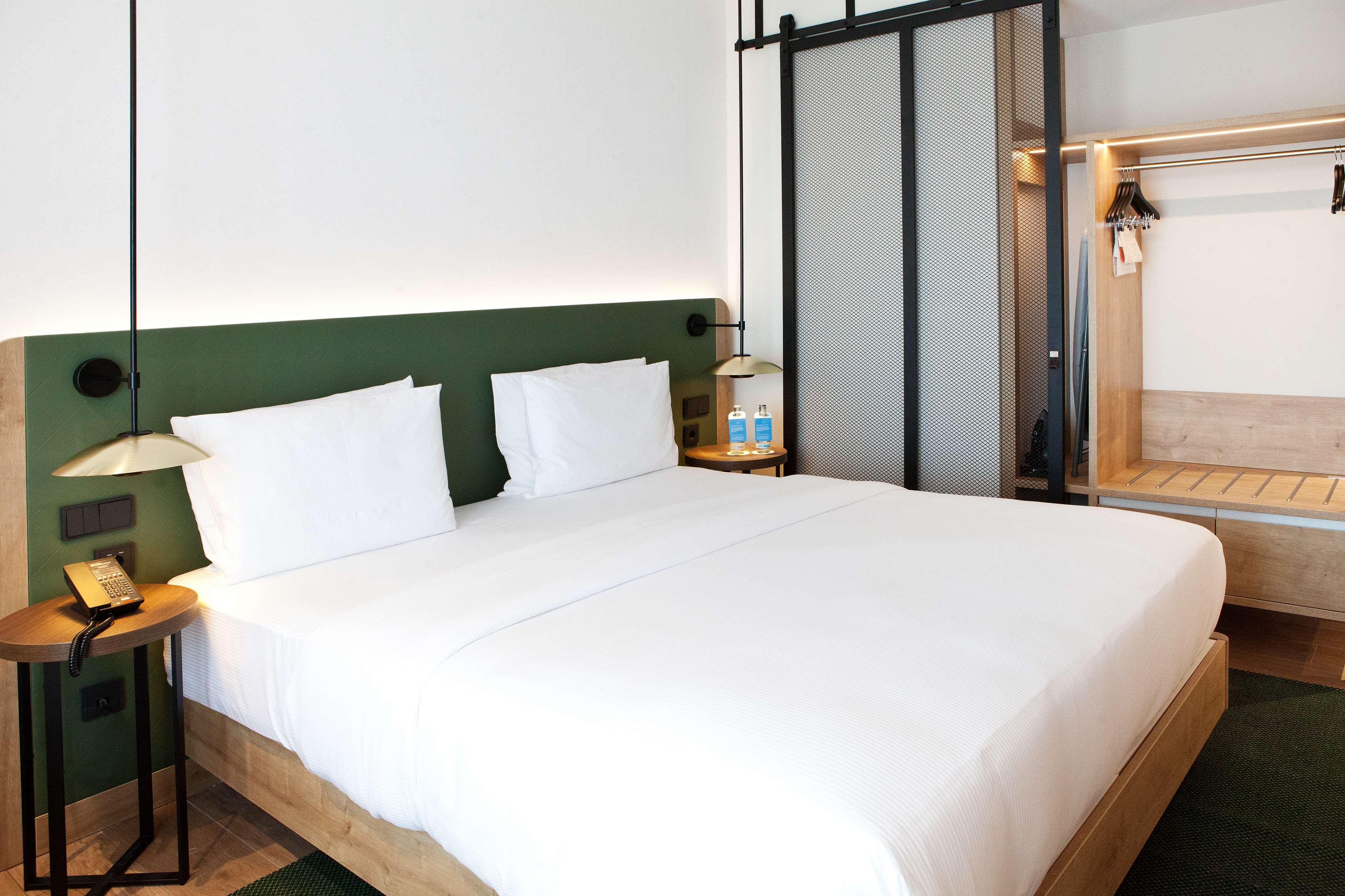 Double King Size Bed