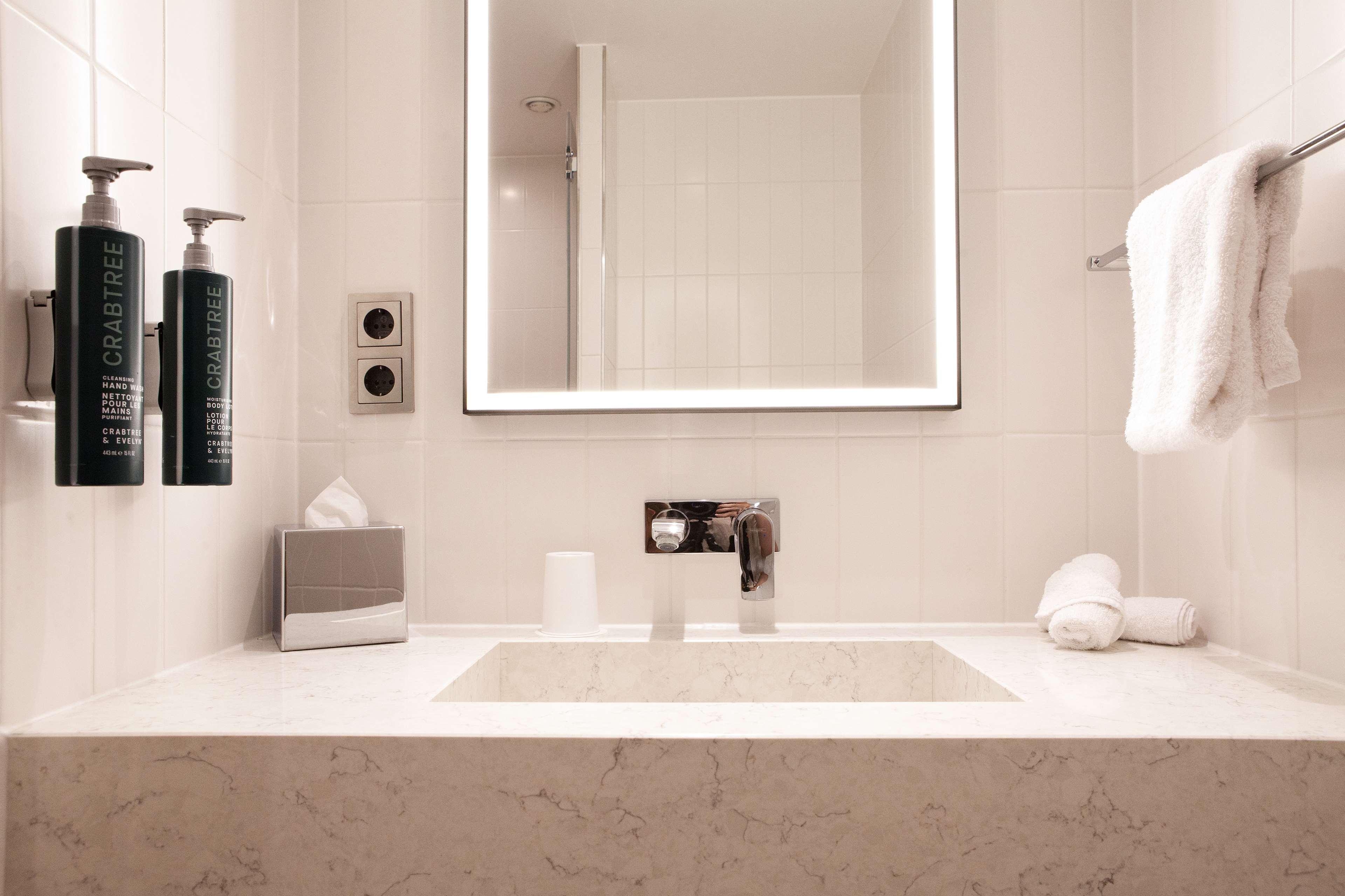 Family Room Connecting Room